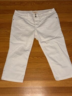 Rewind Junior White Capris